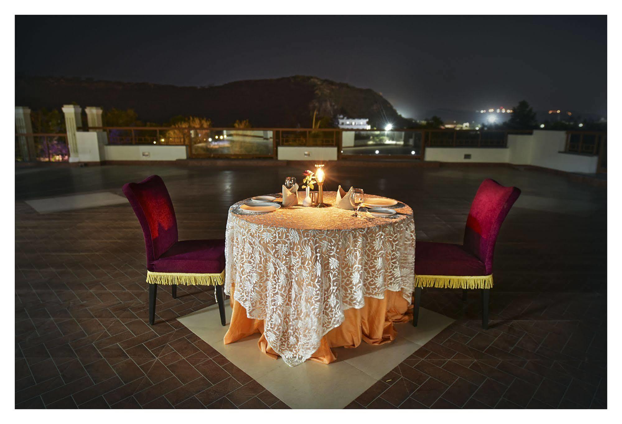 Lariya Resort Jodhpur  Buitenkant foto