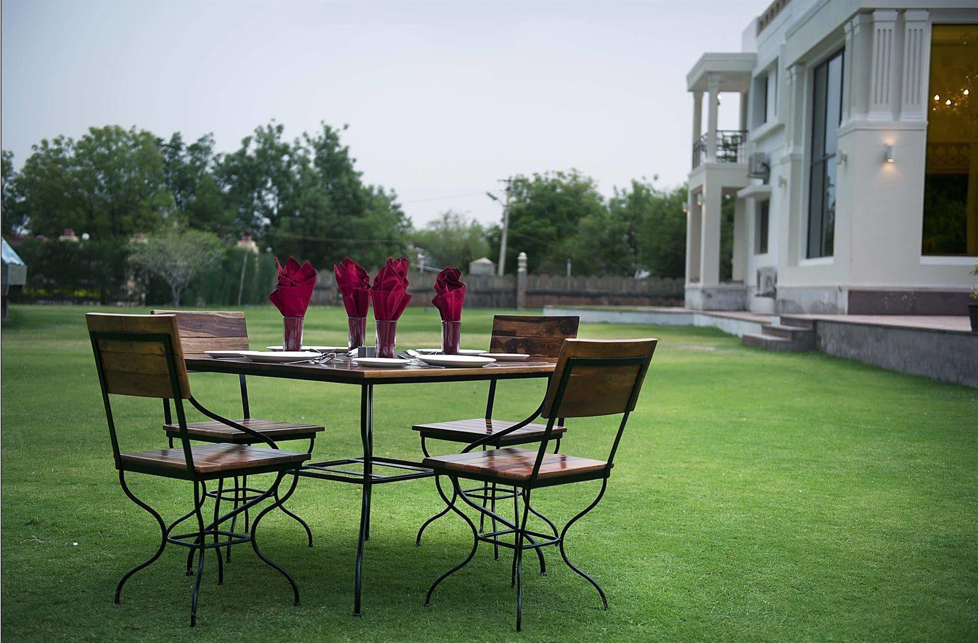 Lariya Resort Jodhpur  Buitenkant foto